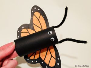 Knutseljuf ede knutsel vlinder van wc rolletje