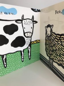 Het grote kijk en voorleesboek 2 jaar koe en schaap