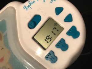 Slaaptrainer en wekker peuter Kleine Giraf