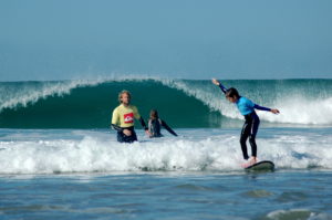 Juvego Surfen met enorme golven