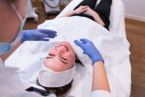 Buccal Hollywood Facial