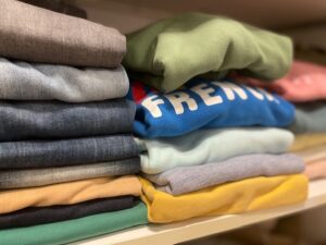 kleding opvouwen in je kast