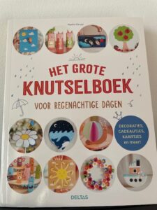 Het grote knutselboek voor regenachtige dagen
